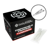 Pinza desechable estéril BodySupply - Punta triangular abierta (50 unidades)